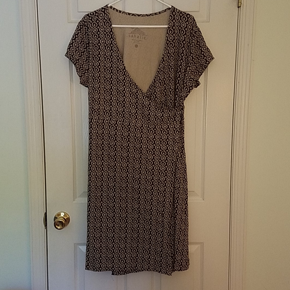 Sahalie Wrap Dress XL Brown Tan Never Worn